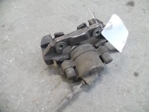 Used Front brake calliper, right Ford Fiesta 5 (JD/JH) 1.4 TDCi Price on request offered by Autodemontage Joko B.V.