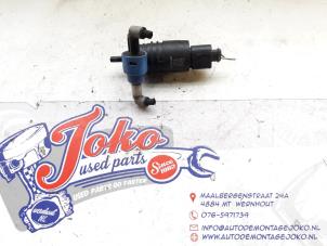 Used Windscreen washer pump Skoda Fabia II (5J) 1.2i Price on request offered by Autodemontage Joko B.V.
