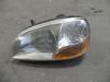 Headlight, left from a Suzuki Ignis (FH), 2000 / 2005 1.3 16V, Hatchback, Petrol, 1.328cc, 61kW (83pk), FWD, M13A, 2000-10 / 2003-09, FHV51; FHX51 2001