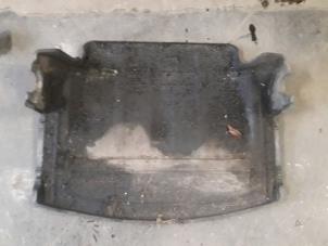 Used Engine protection panel BMW 3 serie (E46/4) 318i 16V Price on request offered by Autodemontage Joko B.V.