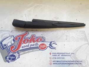 Used Rear wiper arm Chevrolet Orlando (YYM/YYW) 2.0 D 16V Price on request offered by Autodemontage Joko B.V.