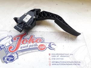 Used Accelerator pedal Chevrolet Orlando (YYM/YYW) 2.0 D 16V Price on request offered by Autodemontage Joko B.V.