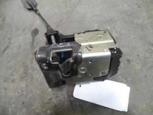 Used Door lock mechanism 4-door, front left Ford Fusion 1.4 TDCi Price on request offered by Autodemontage Joko B.V.