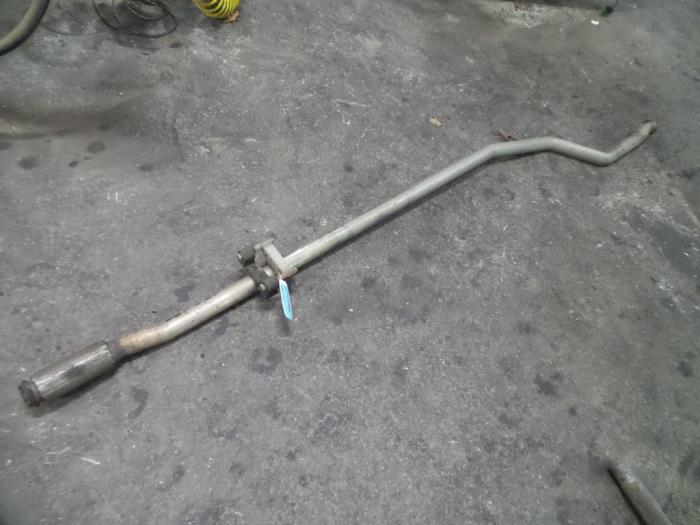 Gebrauchte Auspuff Mitteldämpfer Peugeot 206+ (2L/M) 1.4 HDi Preis auf Anfrage angeboten von Autodemontage Joko B.V.