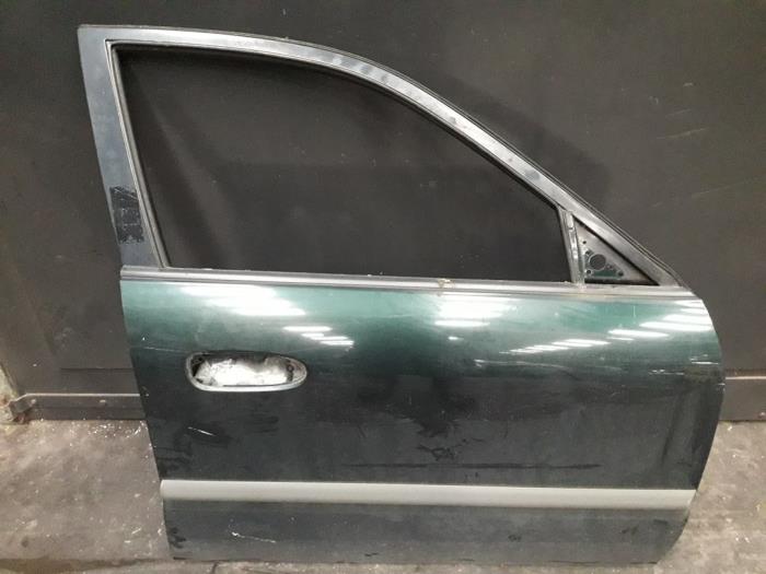 Tür 4-türig rechts vorne Mazda 626 2.0i 16V 11Q