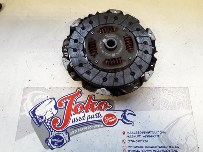 Usagé Kit embrayage (complet) Opel Corsa E 1.2 16V Prix sur demande proposé par Autodemontage Joko B.V.