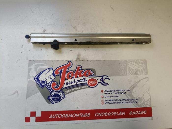 Gebrauchte Einspritzdüse (Einspritzer) Volvo V50 (MW) 2.4 20V Preis auf Anfrage angeboten von Autodemontage Joko B.V.