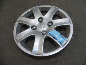 Used Wheel cover (spare) Peugeot 206+ (2L/M) 1.4 HDi Price on request offered by Autodemontage Joko B.V.