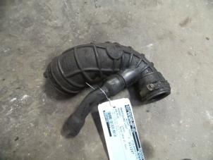 Used Air intake hose Peugeot 206+ (2L/M) 1.4 HDi Price on request offered by Autodemontage Joko B.V.