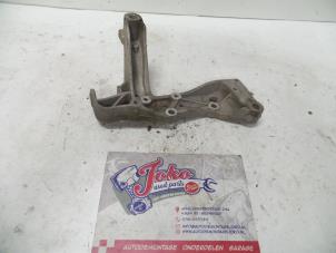 Used Front lower wishbone, right Seat Leon (1P1) 2.0 FSI 16V Price on request offered by Autodemontage Joko B.V.
