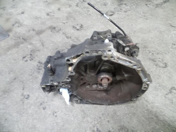 Gebrauchte Getriebe Landrover Freelander Hard Top 2.0 di Preis auf Anfrage angeboten von Autodemontage Joko B.V.
