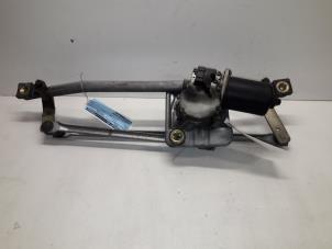 Used Wiper mechanism Ford Mondeo II 1.6i 16V E2/96 EEC Price on request offered by Autodemontage Joko B.V.