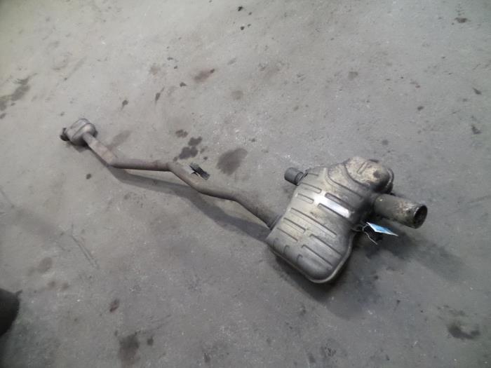 Gebrauchte Auspuff Enddämpfer BMW 3 serie Compact (E46/5) 320td 16V Preis auf Anfrage angeboten von Autodemontage Joko B.V.