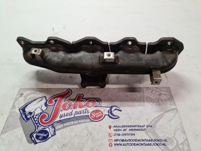 Exhaust manifold from a Ford Galaxy (WA6) 2.0 TDCi 16V 140 2011