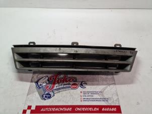 Used Grille Opel Omega A (16/17/19) 2.4 i LS,GL,GLS,CD Price on request offered by Autodemontage Joko B.V.