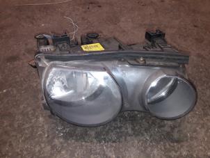 Used Headlight, right BMW 3 serie Compact (E46/5) 320td 16V Price on request offered by Autodemontage Joko B.V.