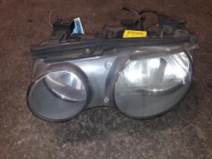 Used Headlight, left BMW 3 serie Compact (E46/5) 320td 16V Price on request offered by Autodemontage Joko B.V.
