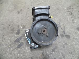 Used Power steering pump BMW 3 serie Compact (E46/5) 320td 16V Price on request offered by Autodemontage Joko B.V.