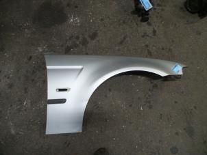 Used Front wing, right BMW 3 serie Compact (E46/5) 320td 16V Price on request offered by Autodemontage Joko B.V.