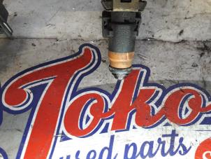 Used Injector (petrol injection) Renault Clio II (BB/CB) 1.4 16V Price on request offered by Autodemontage Joko B.V.