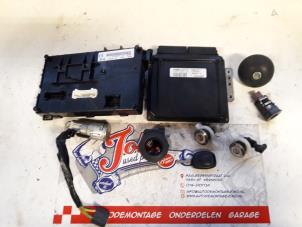 Used Set of cylinder locks (complete) Renault Clio II (BB/CB) 1.4 16V Price on request offered by Autodemontage Joko B.V.