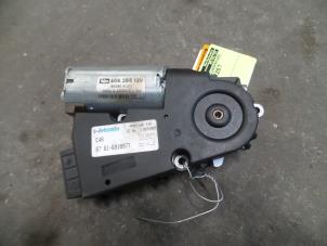Used Sunroof motor BMW 3 serie Compact (E46/5) 320td 16V Price on request offered by Autodemontage Joko B.V.