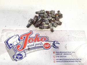 Used Set of wheel bolts Fiat 500 (312) 1.2 69 Price on request offered by Autodemontage Joko B.V.