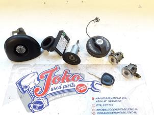 Used Set of cylinder locks (complete) Suzuki Wagon-R+ (RB) 1.3 16V Price on request offered by Autodemontage Joko B.V.