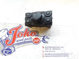 Used Light switch Opel Astra H GTC (L08) 1.4 16V Twinport Price on request offered by Autodemontage Joko B.V.
