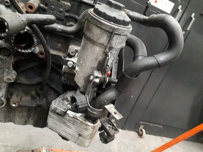 Gebrauchte Ölfiltergehäuse Volkswagen Golf V (1K1) 2.0 TDI 16V Preis auf Anfrage angeboten von Autodemontage Joko B.V.