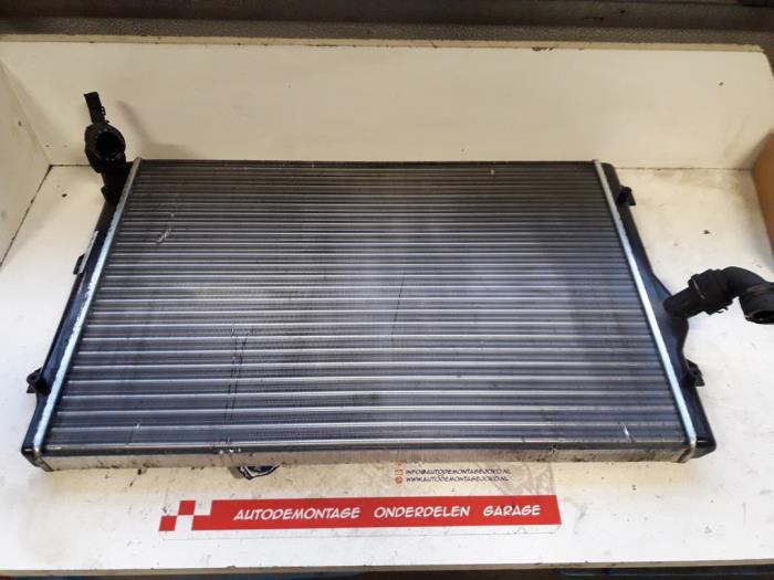 Used Radiator Volkswagen Golf V (1K1) 2.0 TDI 16V Price on request offered by Autodemontage Joko B.V.