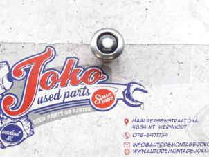 Used Ignition switch BMW 1 serie (E87/87N) 118d 16V Price on request offered by Autodemontage Joko B.V.