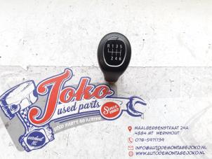Used Gear stick knob BMW 1 serie (E87/87N) 118d 16V Price on request offered by Autodemontage Joko B.V.