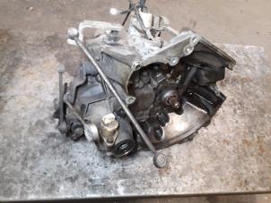 Used Gearbox Peugeot 206 (2A/C/H/J/S) 1.1 XN,XR Price on request offered by Autodemontage Joko B.V.