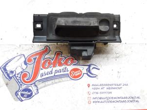 Used Tailgate handle Peugeot 206 (2A/C/H/J/S) 1.1 XN,XR Price on request offered by Autodemontage Joko B.V.