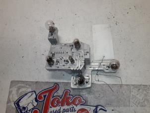 Usados Circuito impreso de luz trasera izquierda Ford Mondeo Precio de solicitud ofrecido por Autodemontage Joko B.V.