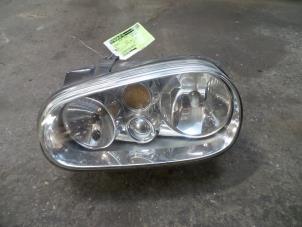 Used Headlight, left Volkswagen Golf IV (1J1) 1.4 16V Price on request offered by Autodemontage Joko B.V.