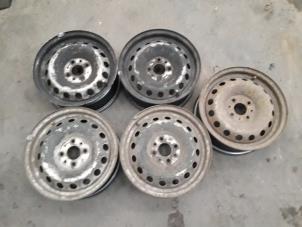 Used Set of wheels Fiat Doblo (223A/119) 1.9 JTD Price on request offered by Autodemontage Joko B.V.