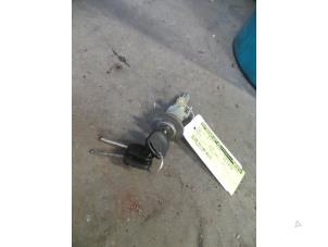 Used Rear lock cylinder Ford Fiesta 4 1.25 16V Price on request offered by Autodemontage Joko B.V.