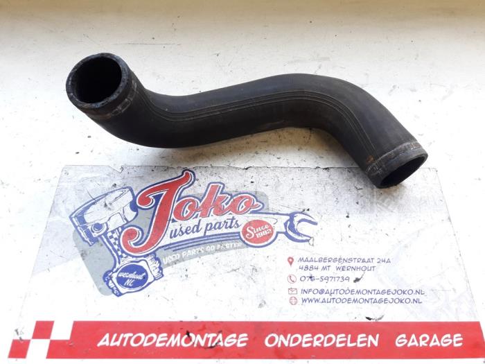 Gebrauchte Intercooler Schlauch Ford Focus C-Max 1.6 TDCi 16V Preis auf Anfrage angeboten von Autodemontage Joko B.V.