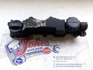 Used Rocker cover Ford Focus C-Max 1.6 TDCi 16V Price on request offered by Autodemontage Joko B.V.
