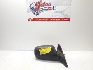Used Wing mirror, right Honda Civic CRX (ED/EE) 1.6i 16V Price on request offered by Autodemontage Joko B.V.