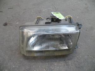 Used Headlight, left Volkswagen Caddy II (9K9A) 1.9 SDI Price on request offered by Autodemontage Joko B.V.