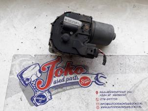 Used Front wiper motor Volkswagen Scirocco (137/13AD) 1.4 TSI 160 16V Price on request offered by Autodemontage Joko B.V.