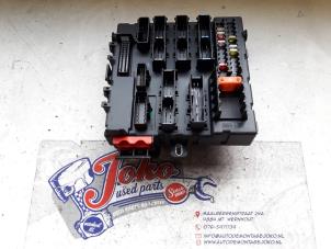 Used Fuse box Opel Vectra C 1.8 16V Price on request offered by Autodemontage Joko B.V.