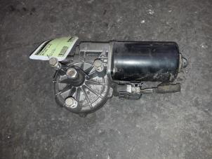 Used Front wiper motor BMW 5 serie (E39) 520d 16V Price on request offered by Autodemontage Joko B.V.