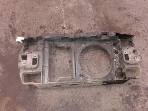 Used Front panel Volkswagen Polo III (6N1) 1.6i 75 Price on request offered by Autodemontage Joko B.V.
