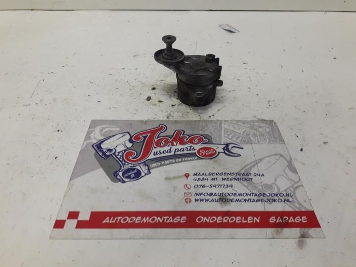Usados Rodillo tensor correa múltiple BMW 5 serie (E60) 530i 24V Precio de solicitud ofrecido por Autodemontage Joko B.V.