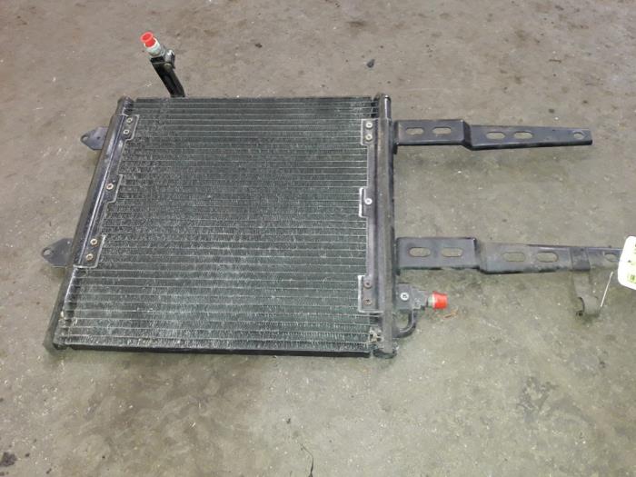 Usagé Radiateur clim Volkswagen Polo III (6N1) 1.6i 75 Prix sur demande proposé par Autodemontage Joko B.V.
