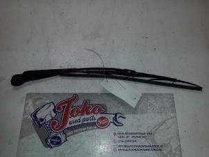 Used Rear wiper arm Ford Galaxy (WGR) 2.0 CL,GLX SEFI Price on request offered by Autodemontage Joko B.V.